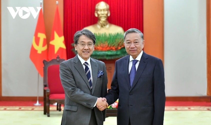 Party leader hosts leader of Japan Bank for International Cooperation